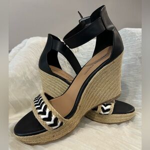 Christian Siriano Wedge heels size 9 1/2 great condition